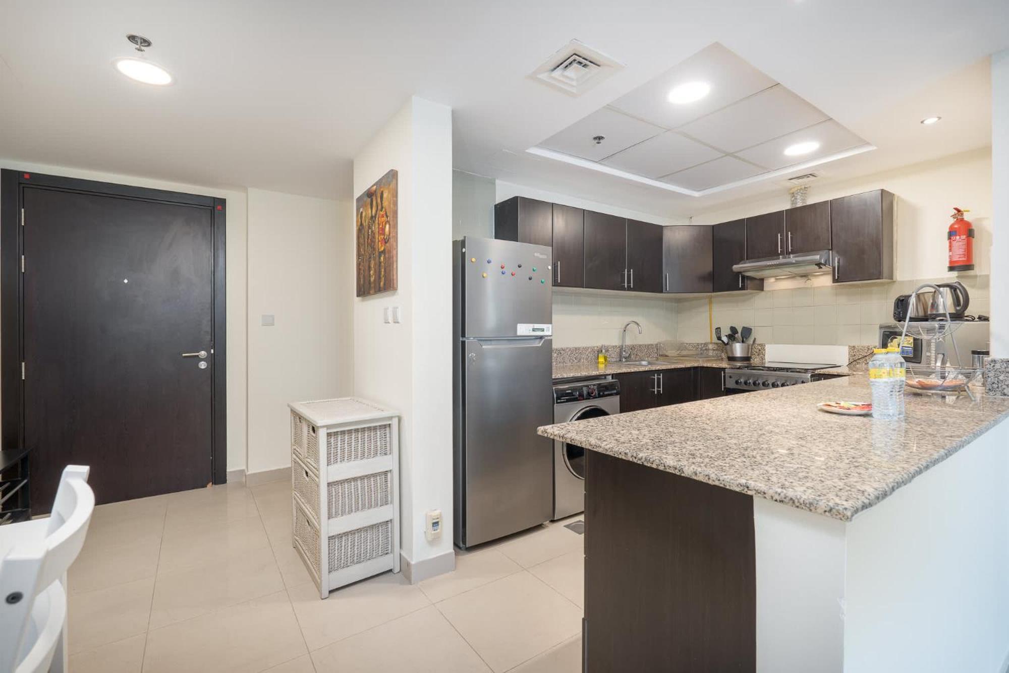 Charming, Sun-filled 1-bedroom In Red Residence, Sports * Dubai