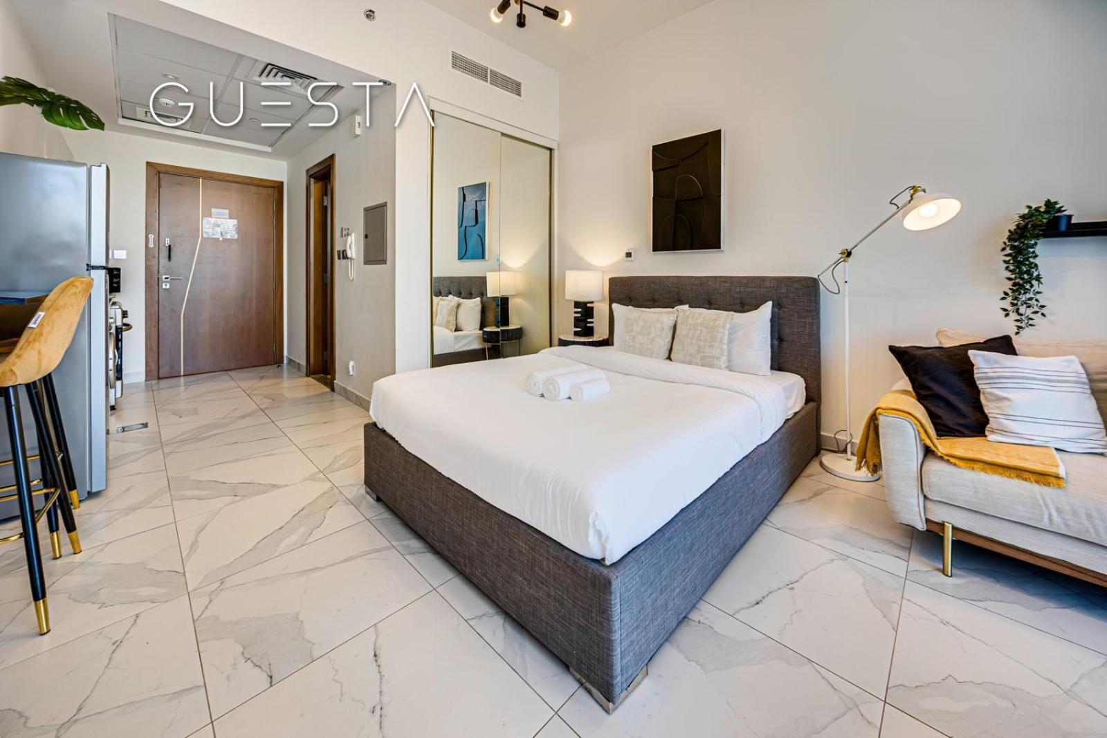 Binghatti Millennium - Burj Khalifa & Canal Views, Business Bay