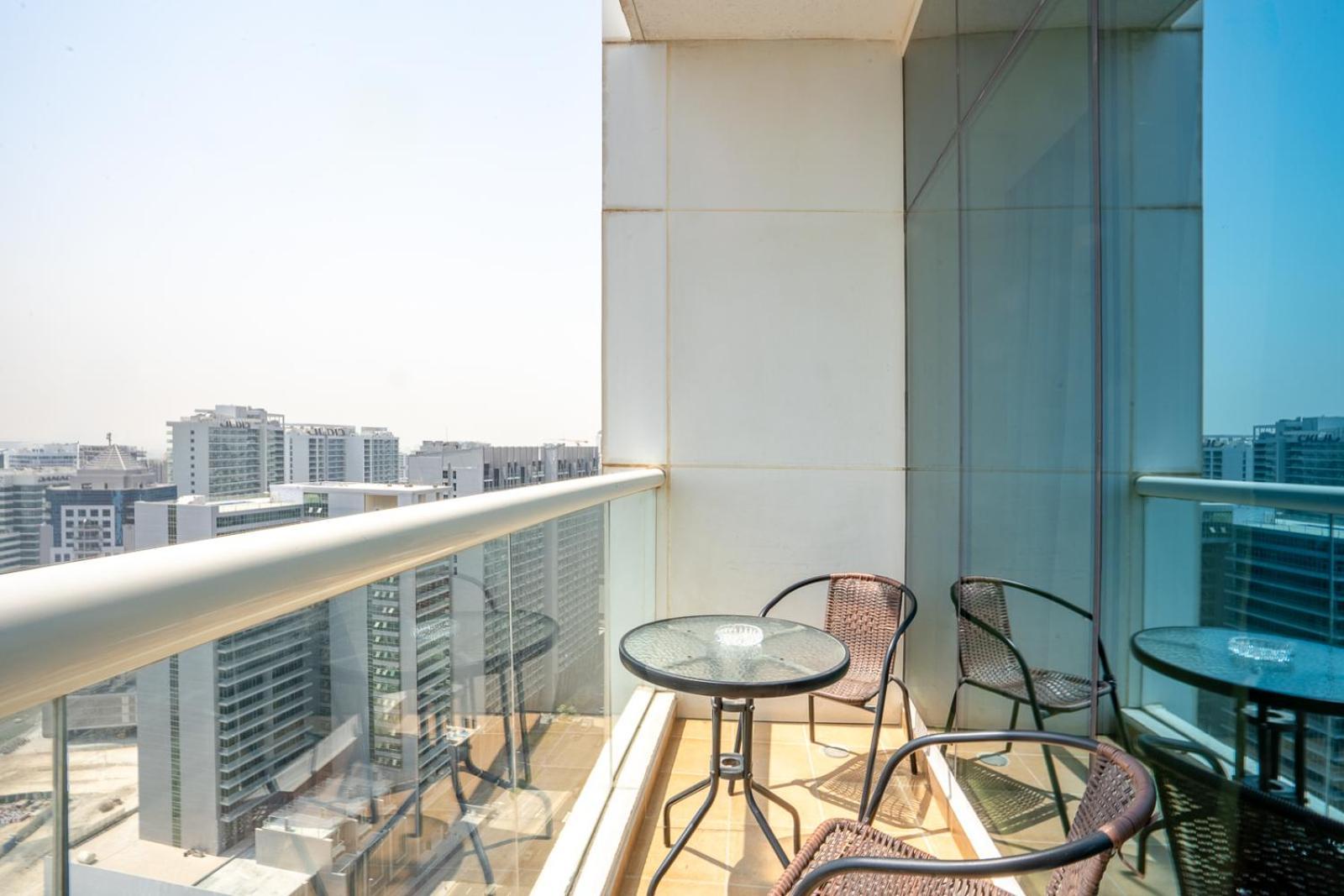 Rh- Modern Elegance 2br, Prime Location, Walk To Mall * Dubai