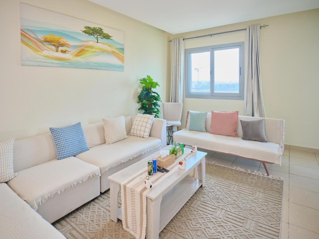 Stylish 1 Bedroom With Sea View - Sunset View