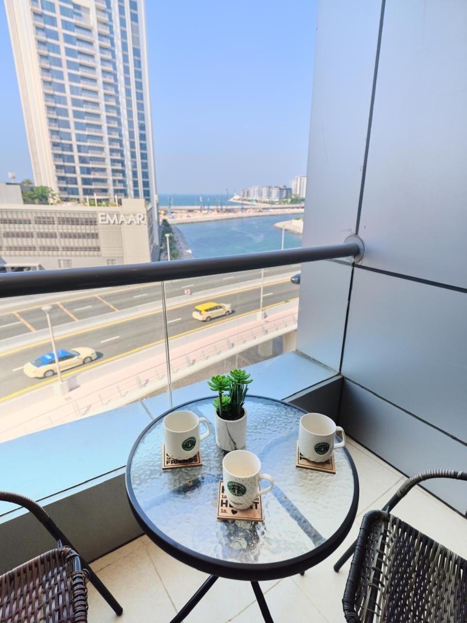 Stylish 1 Bedroom With Sea View - Sunset View Apartment *