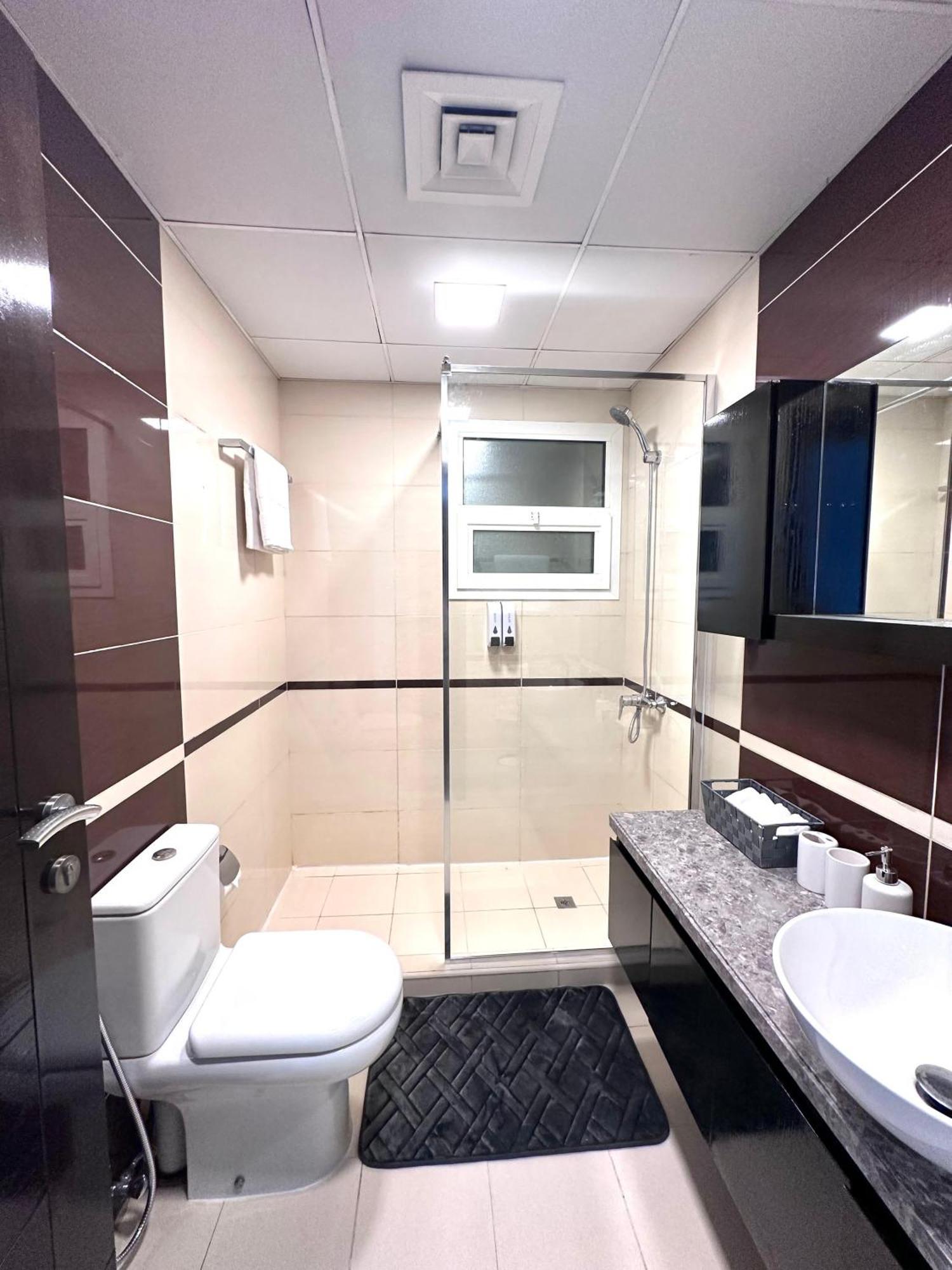 Stylish 1 Bedroom With Sea View - Sunset View * Dubai