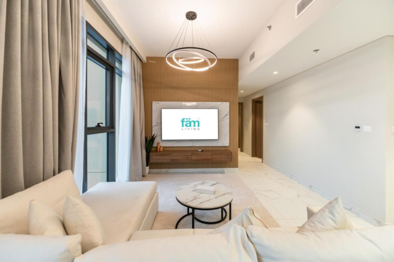 Fam Living - Elegant In Azizi Greenfield Apartment Dubai