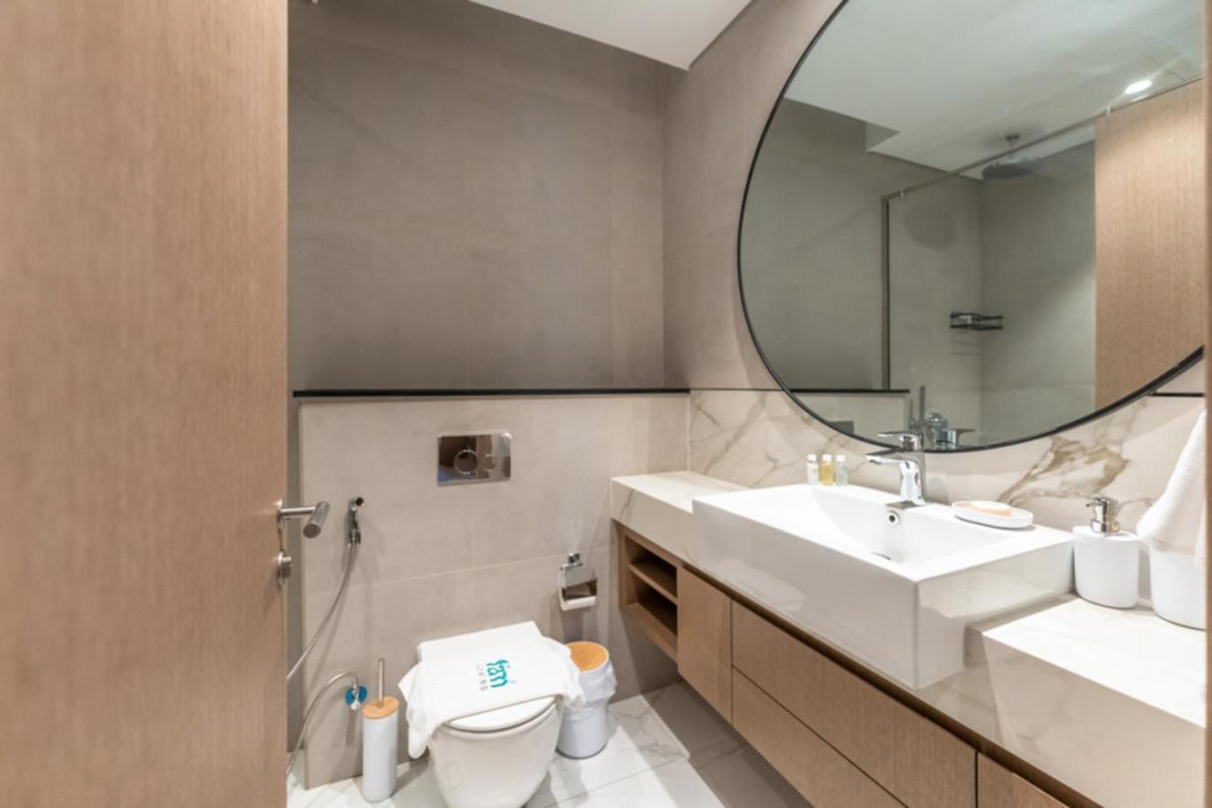 Fam Living - Elegant In Azizi Greenfield Dubai