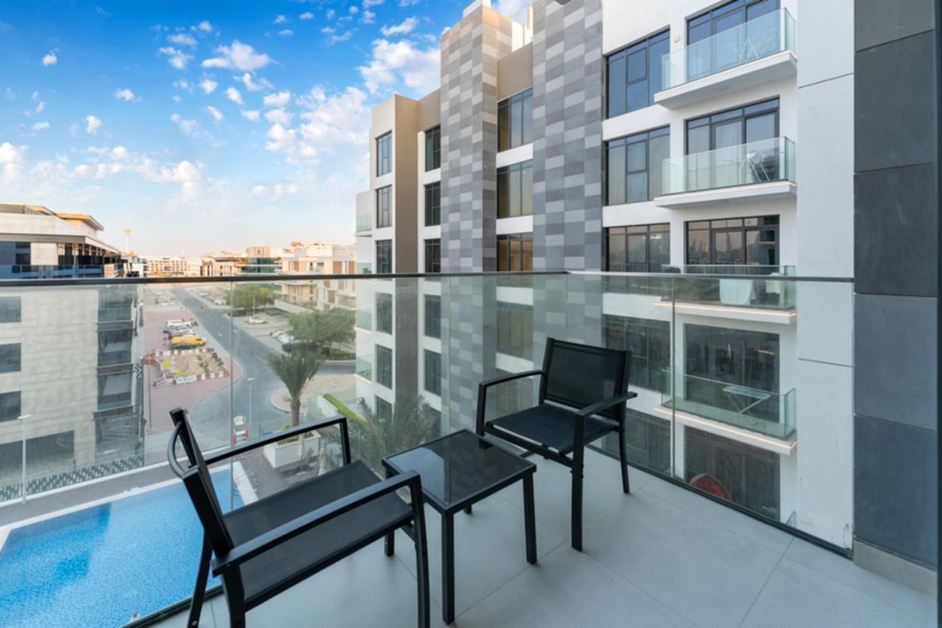 Fam Living - Elegant In Azizi Greenfield