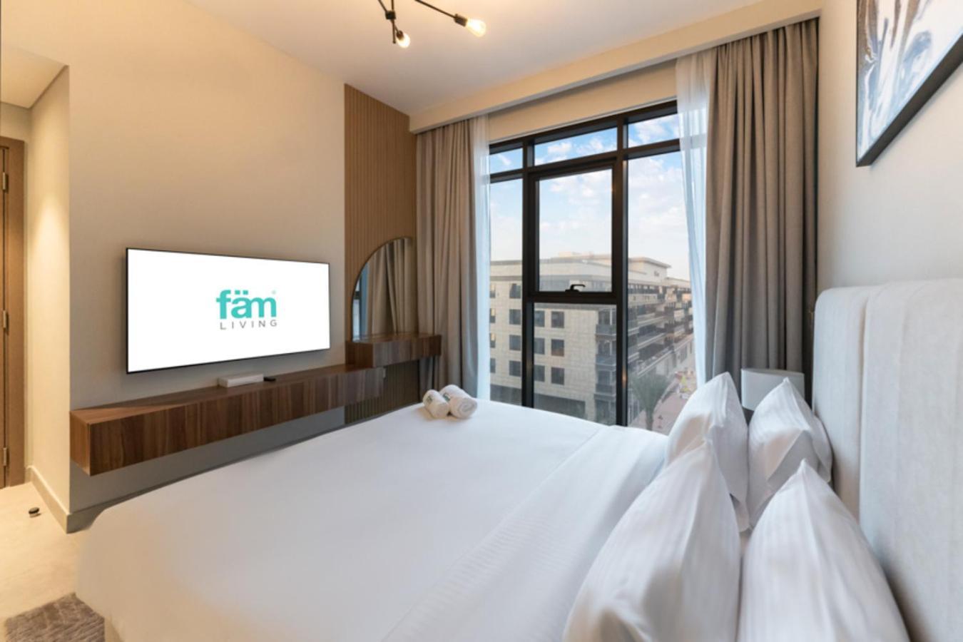 Apartment Fam Living - Elegant In Azizi Greenfield Dubai