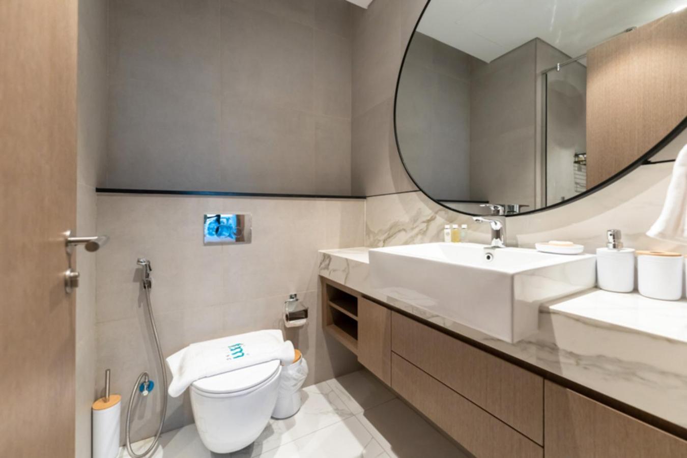 Fam Living - Elegant In Azizi Greenfield Dubai