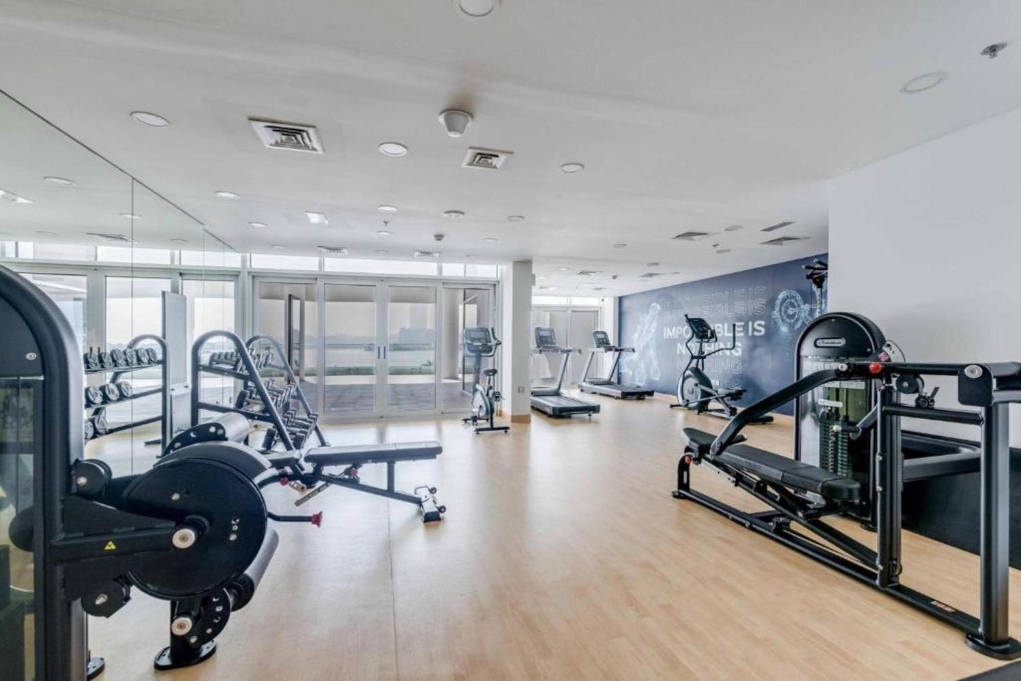 Lux Mina 1 Bhk In Palm Jumeirah With Sea View And Private Beach Dubai