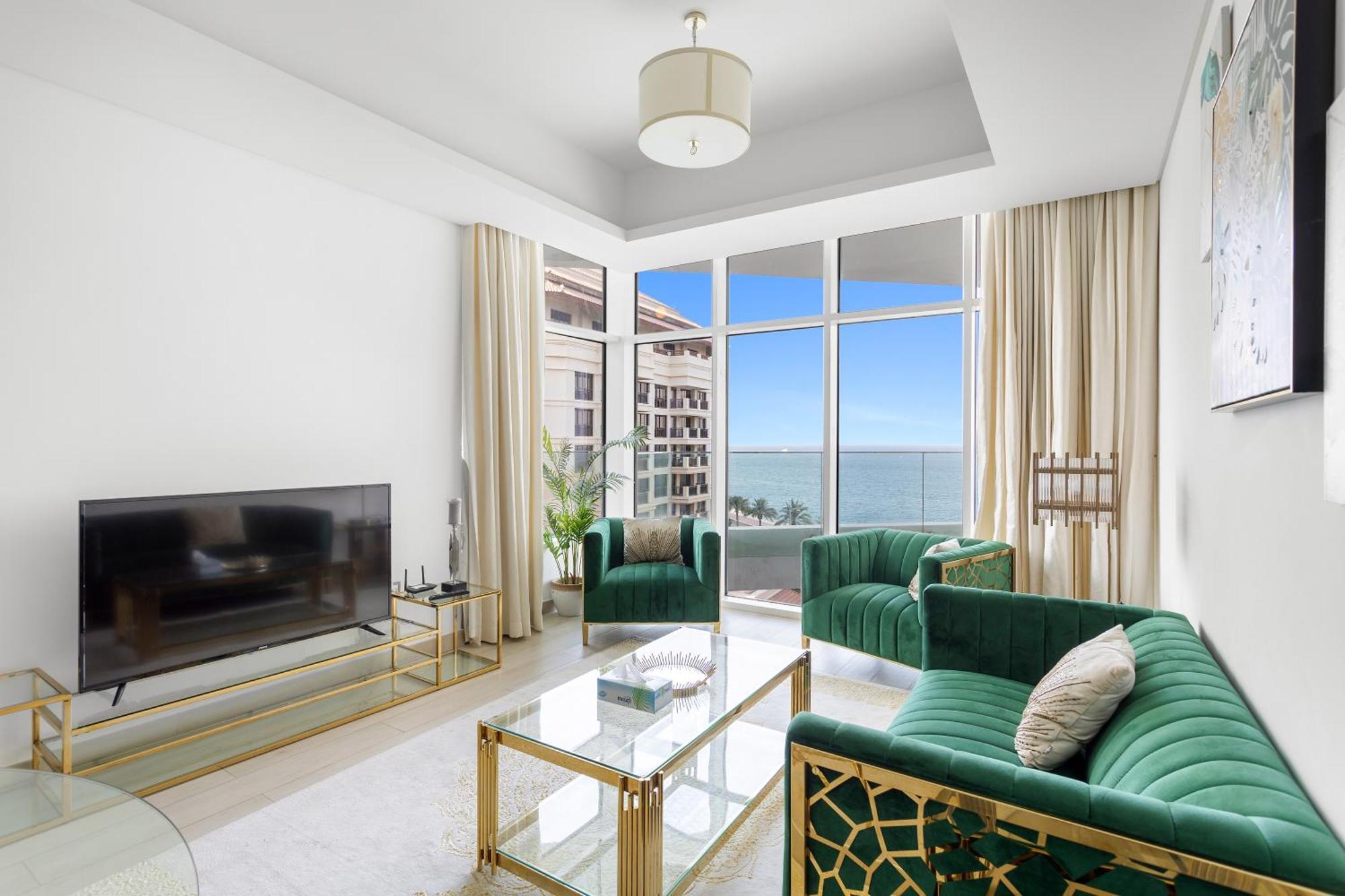 Lux Mina 1 Bhk In Palm Jumeirah With Sea View And Private Beach
