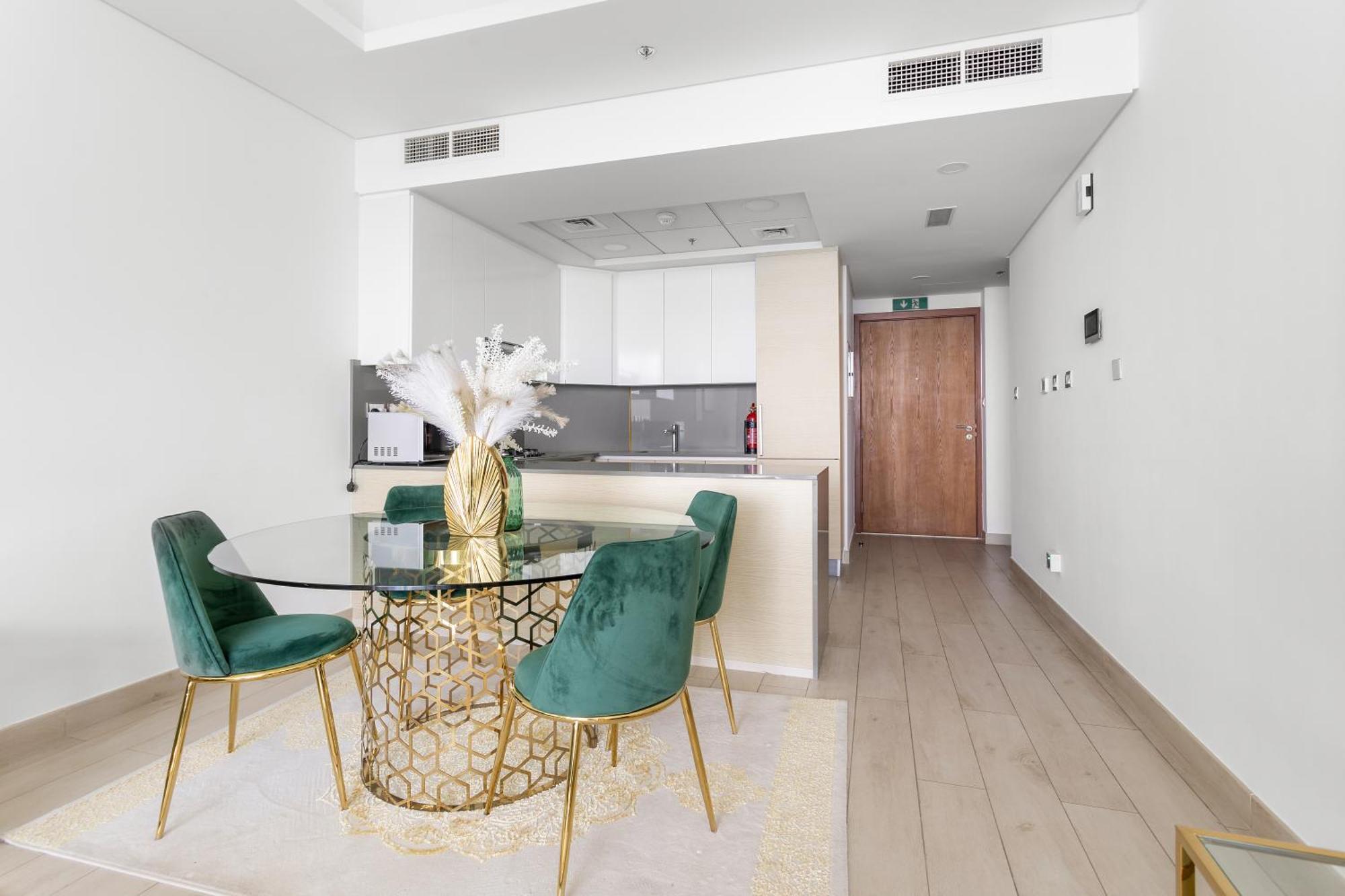 Lux Mina 1 Bhk In Palm Jumeirah With Sea View And Private Beach * Dubai