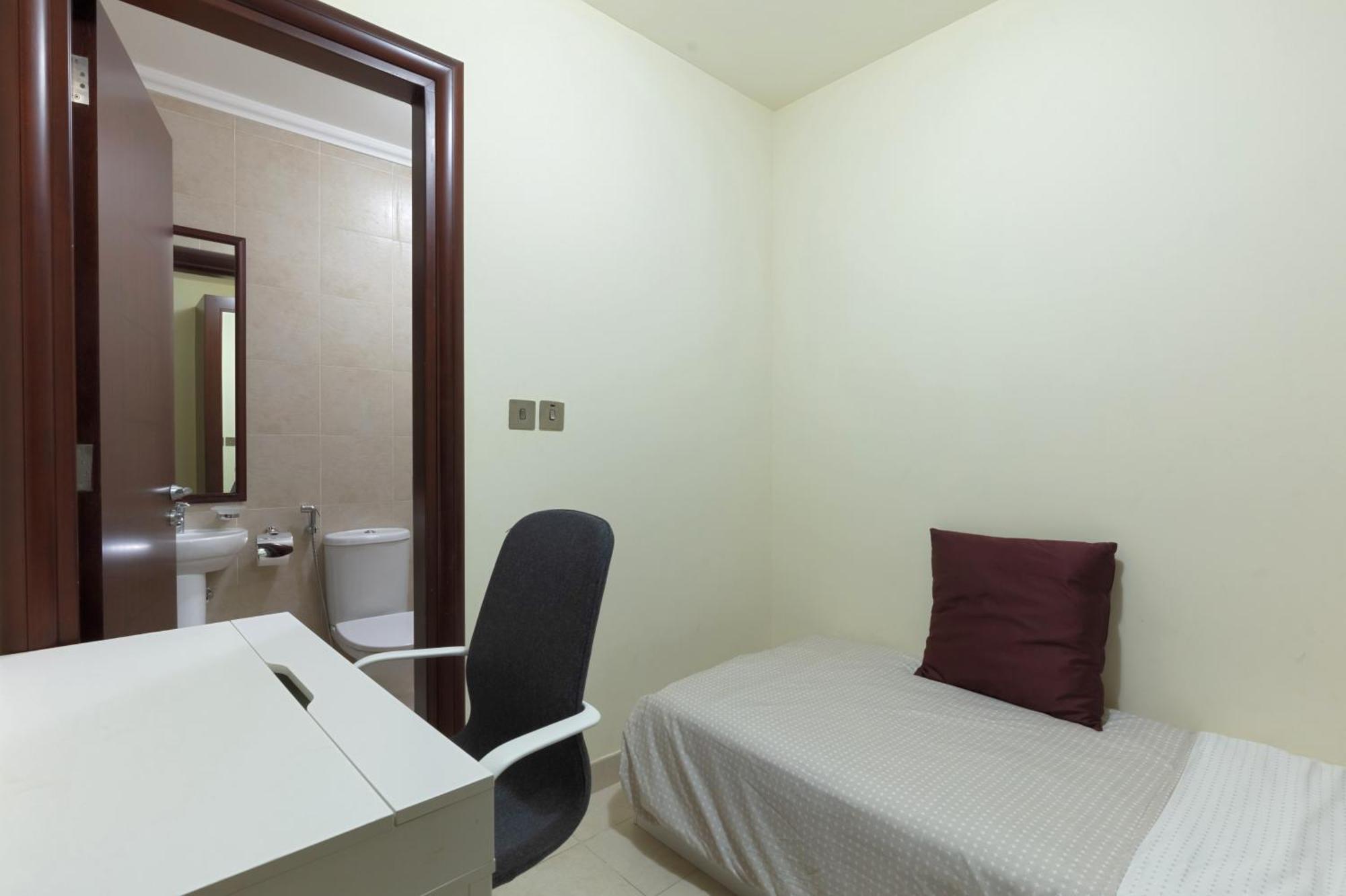 Spacious 2-bedroom Beachfront With Pool * Dubai