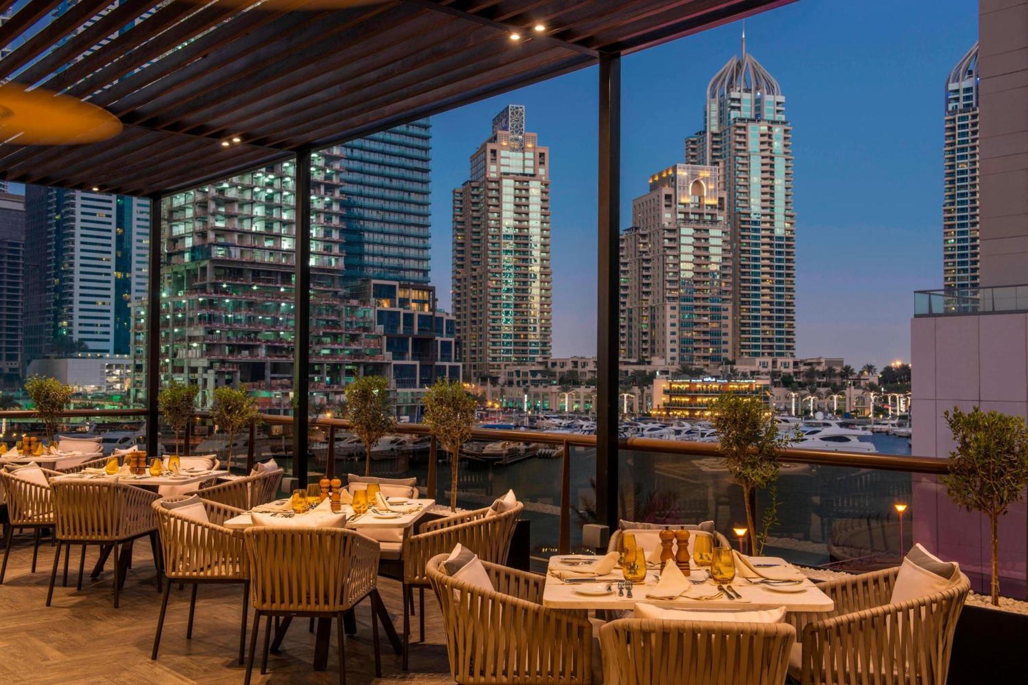 Hotel Grosvenor House, A Luxury Collection Hotel, 5*