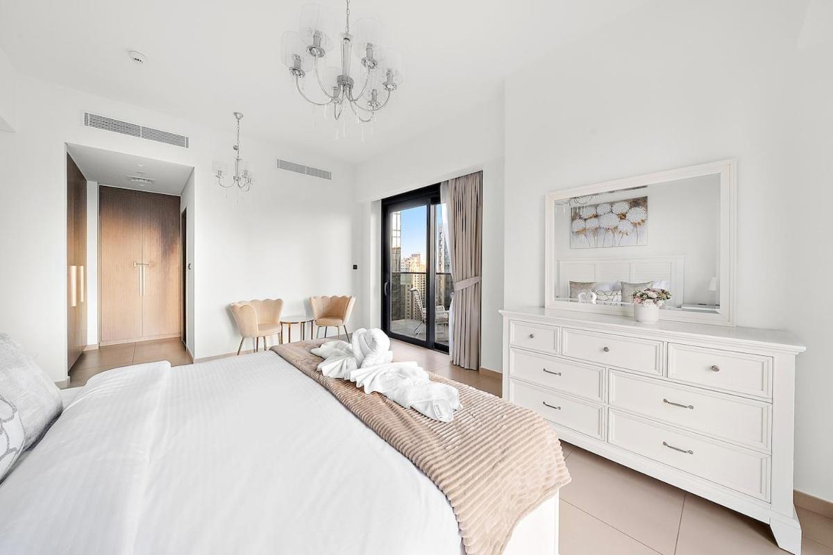 First Class 2br Mesmerizing Views Apartment Dubai