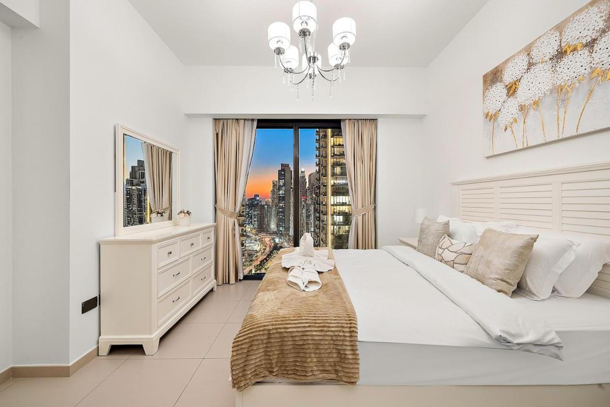 First Class 2br Mesmerizing Views Apartment