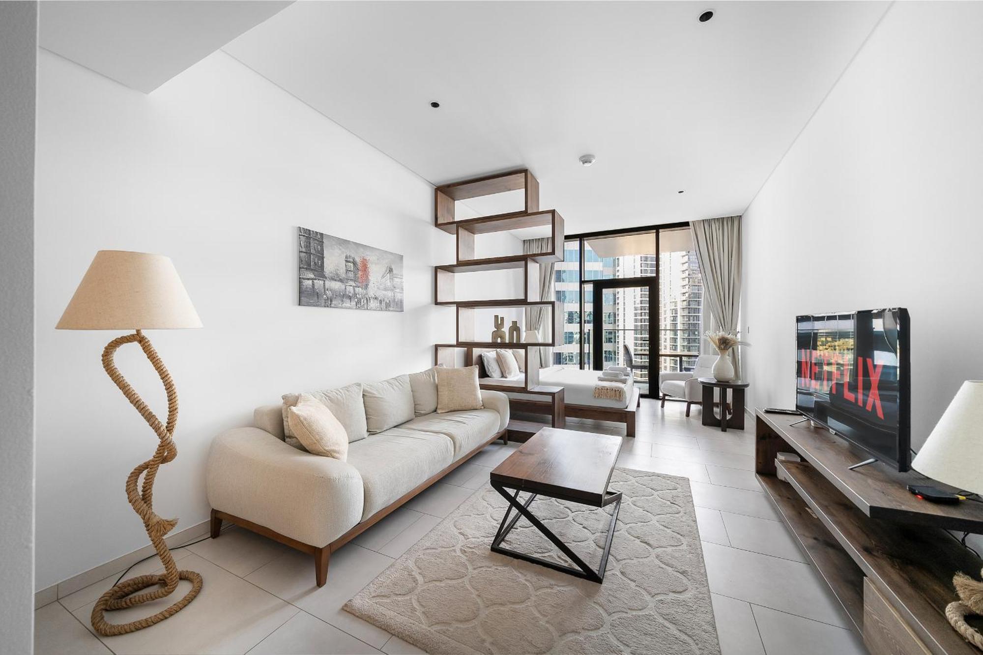 Vayk - Stylish With Iconic Burj Khalifa Views