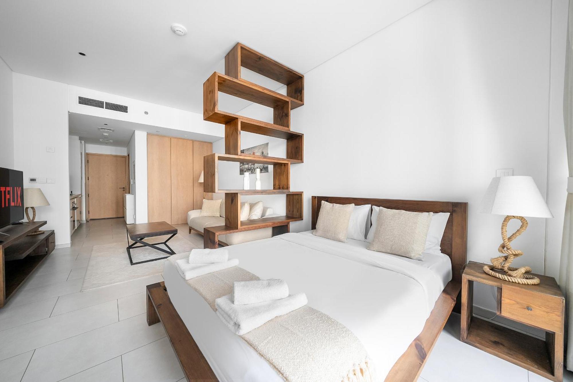 Apartment Vayk - Stylish With Iconic Burj Khalifa Views Dubai