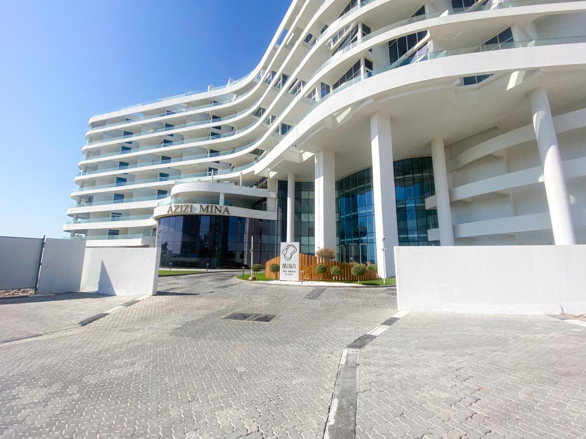 Lux Mina 1 Bhk In Palm Jumeirah With Sea View And Private Beach *