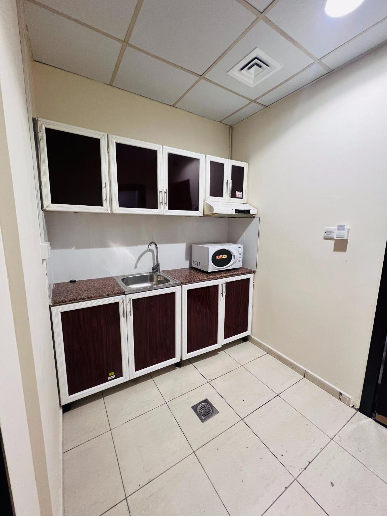 Landtech - Baniyas Square Hotel Dubai