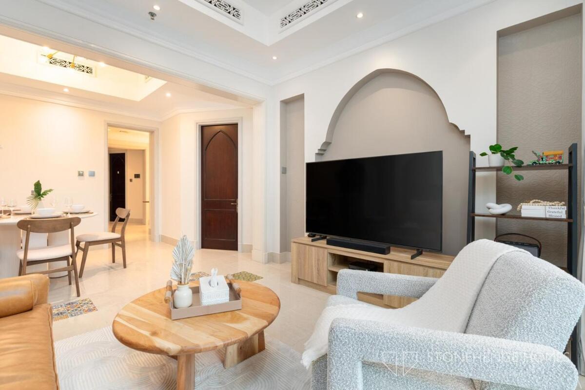 Apartment Lux & Cozy 1 Bedroom Steps Away From Burj Khalifa & Mall