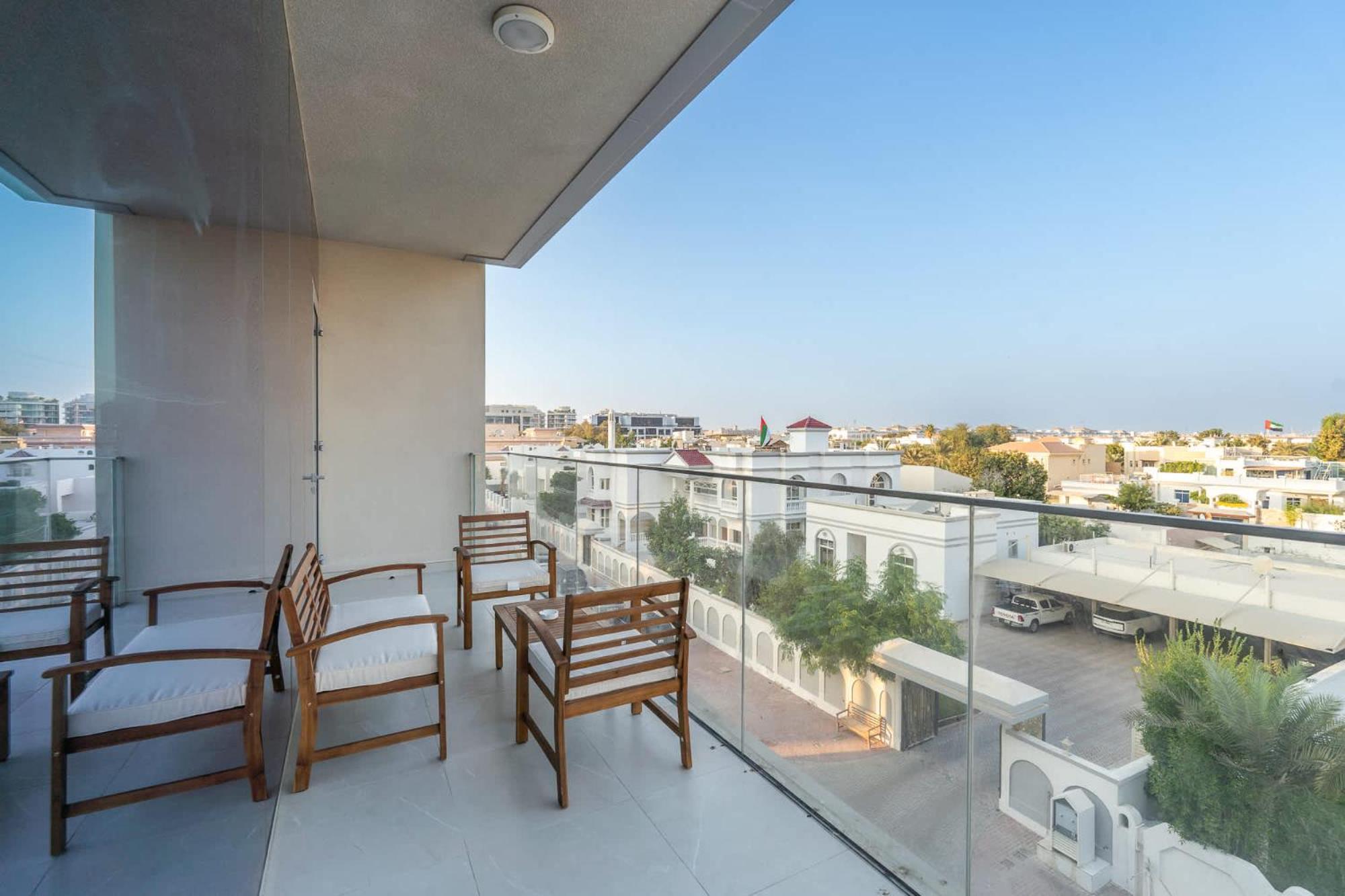 Apartment Elegant, Relaxing 3-bedroom In Perfect Location At Canal Front 1 *