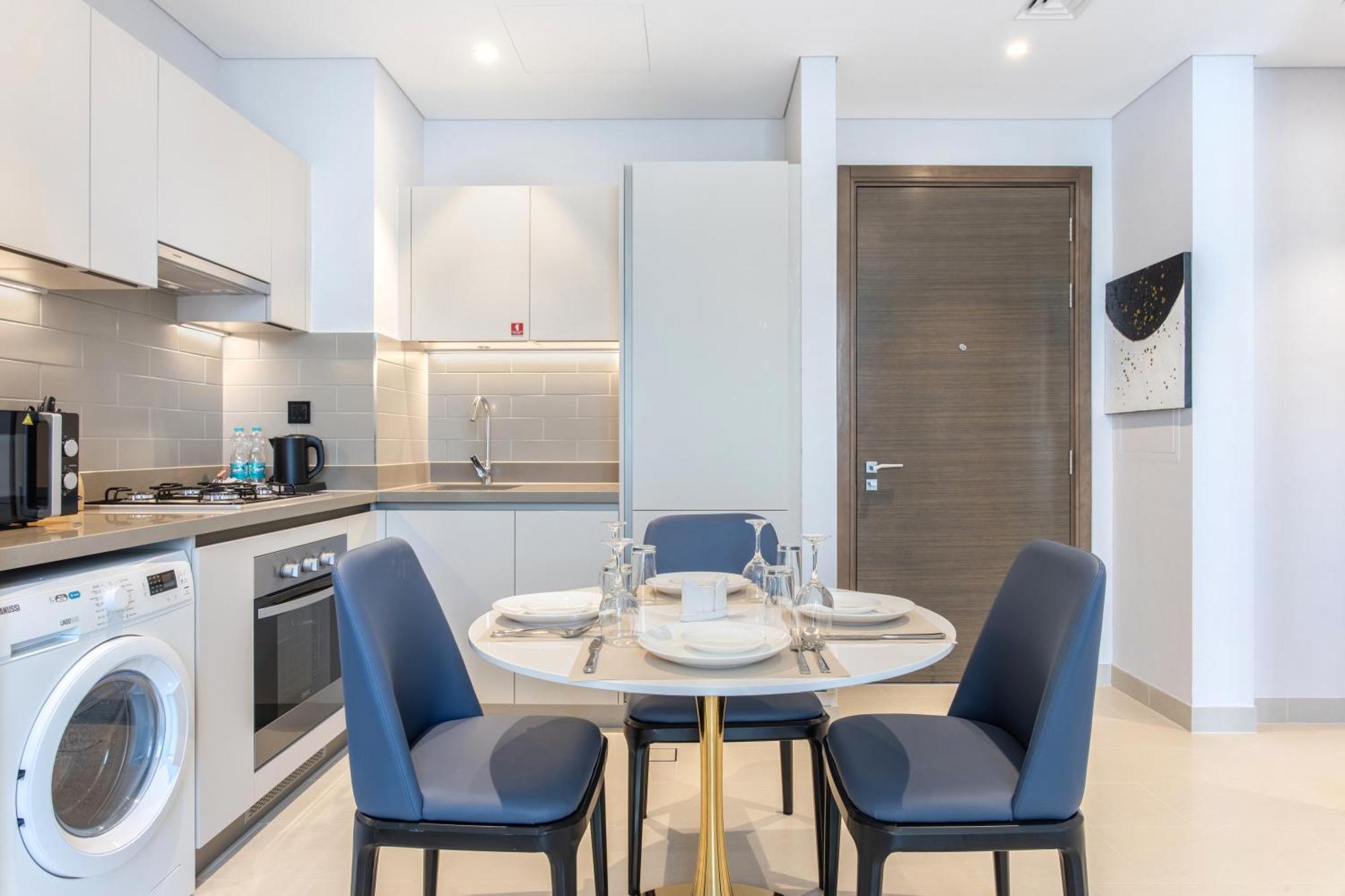 By Latinem Luxury 2br Cv A2808 Near Burj Khalifa
