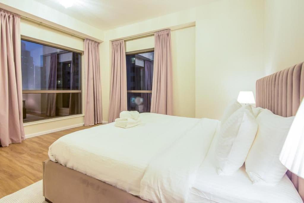Spacious 2bdr With Sea View In Jbr * Dubai