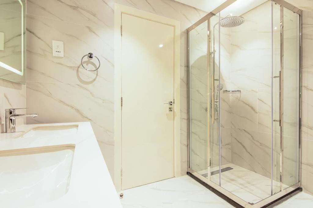 Spacious 2bdr With Sea View In Jbr Apartment Dubai