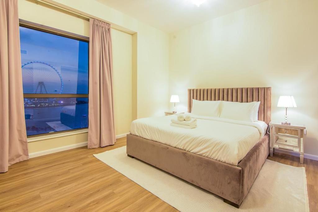 Apartment Spacious 2bdr With Sea View In Jbr Dubai