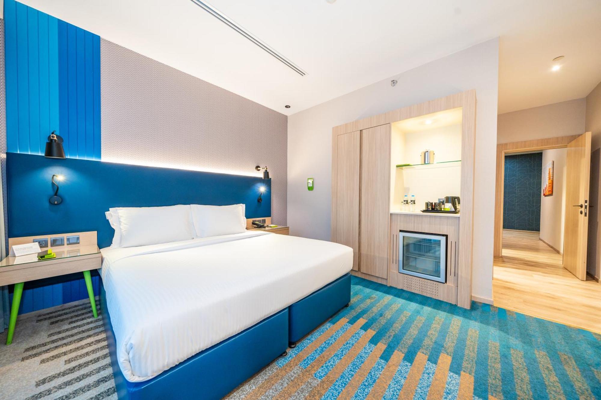 La Quinta By Wyndham Jumeirah Hotel 4*