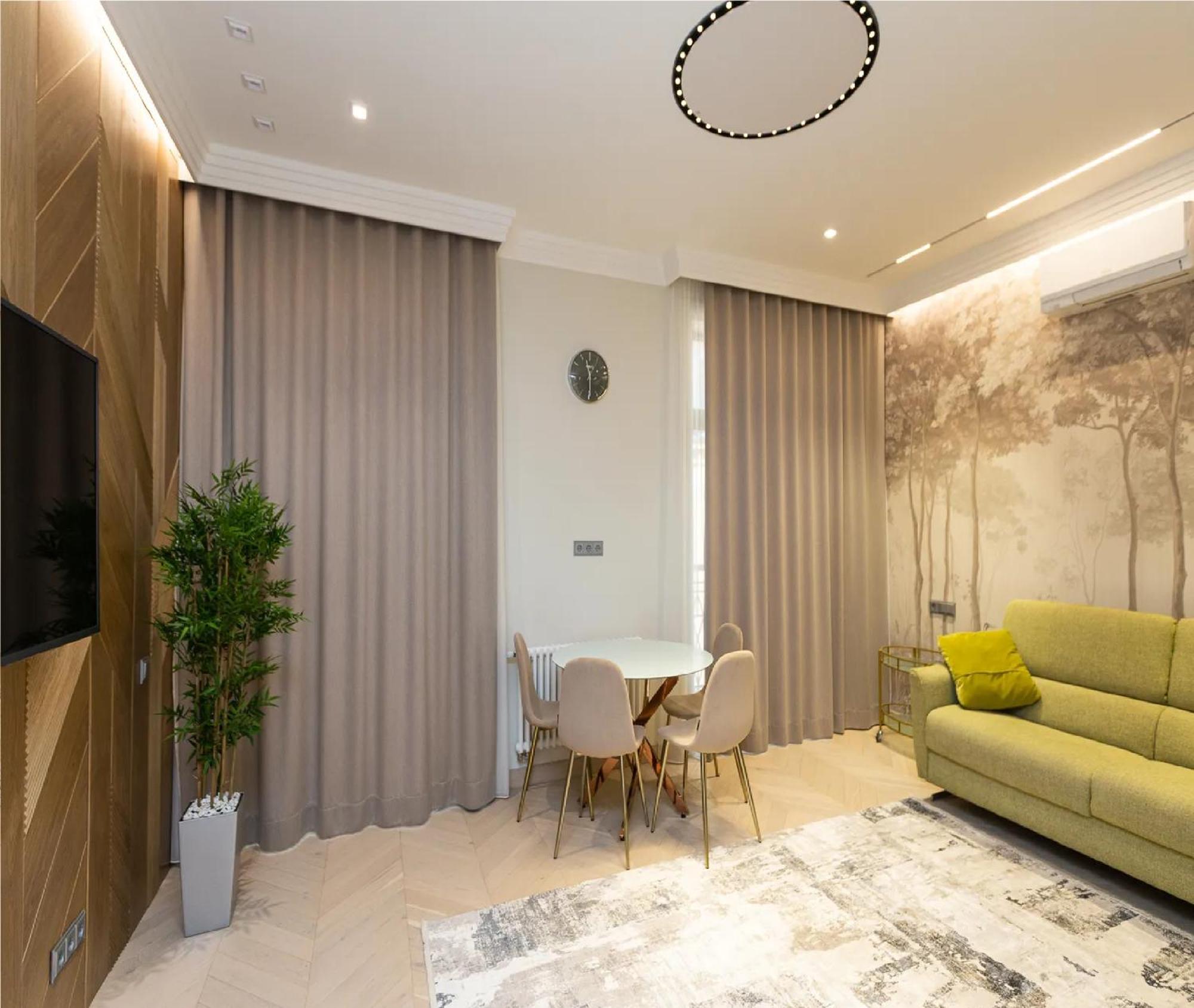 Burj Royale - Luxury Apartment *