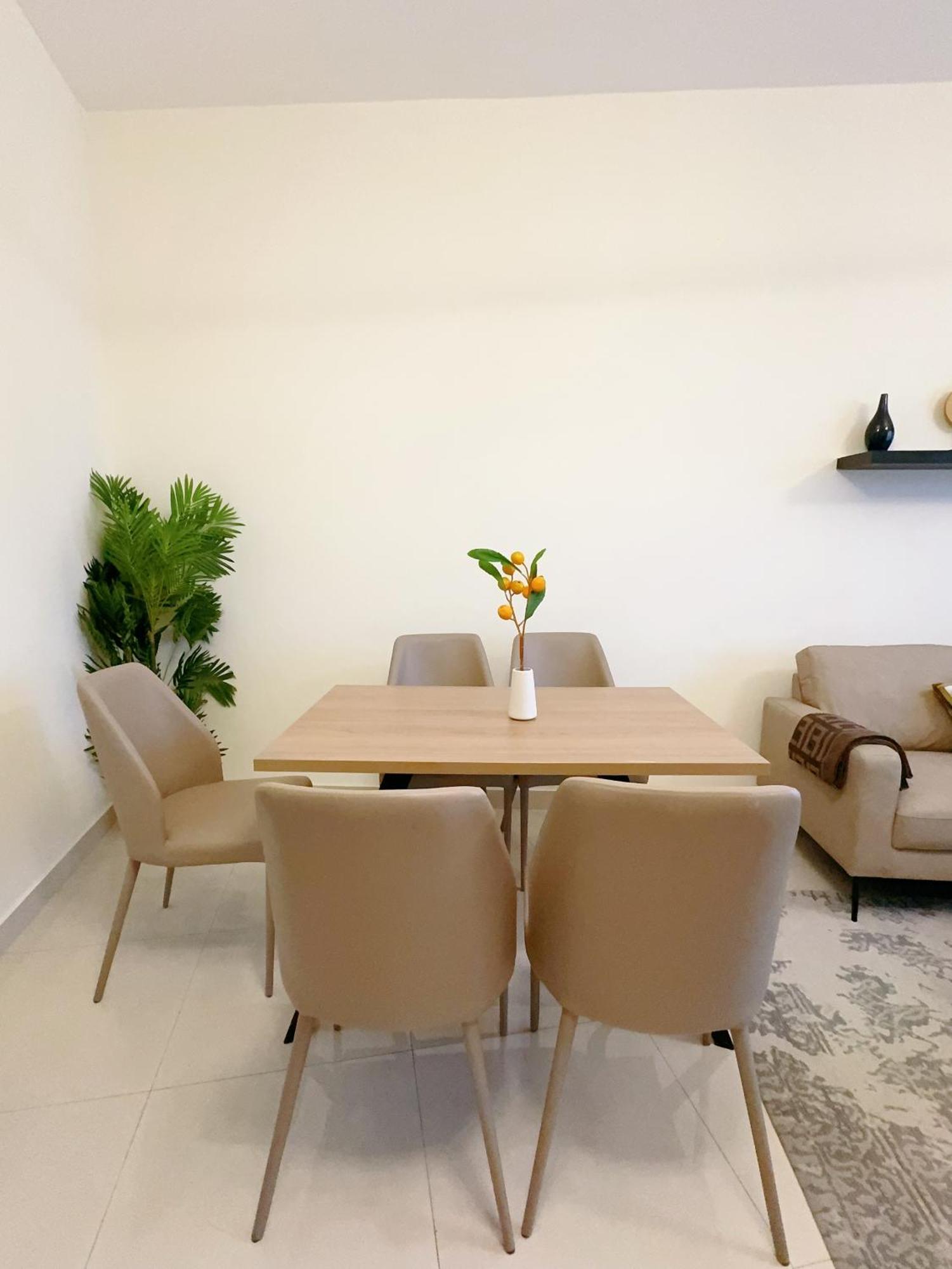 Apartment Caicai Homes Ag Tower-business Bay-dubai Dubai