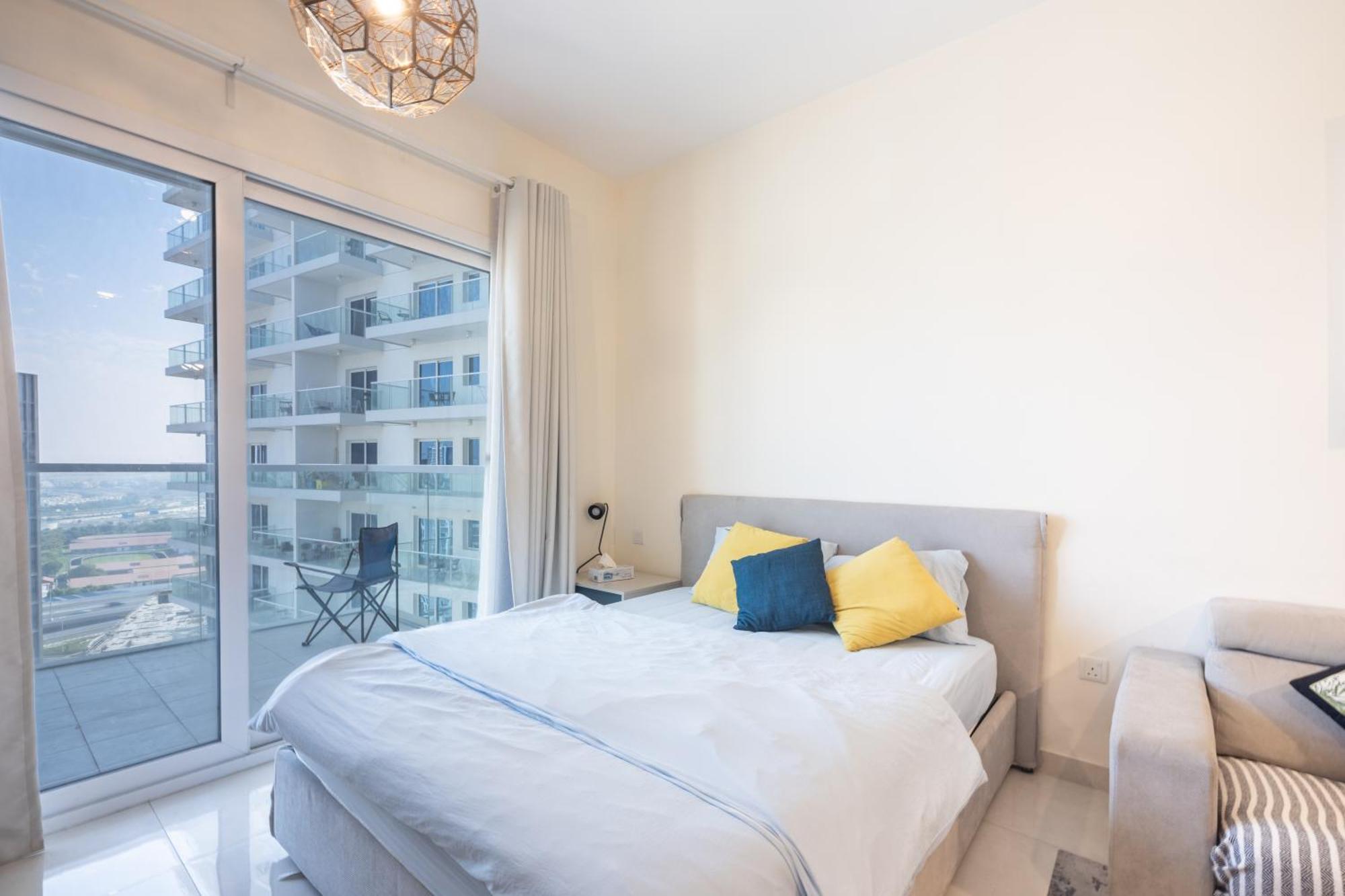 Caicai Homes Ag Tower-business Bay-dubai *