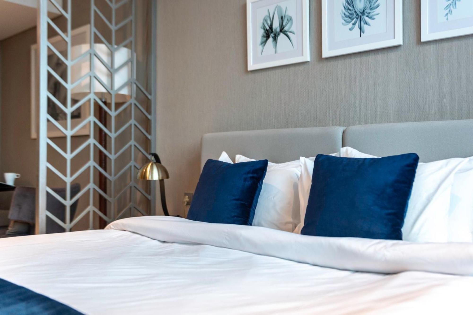 Elegant Escapes - Damac Prive By Canal Dubai