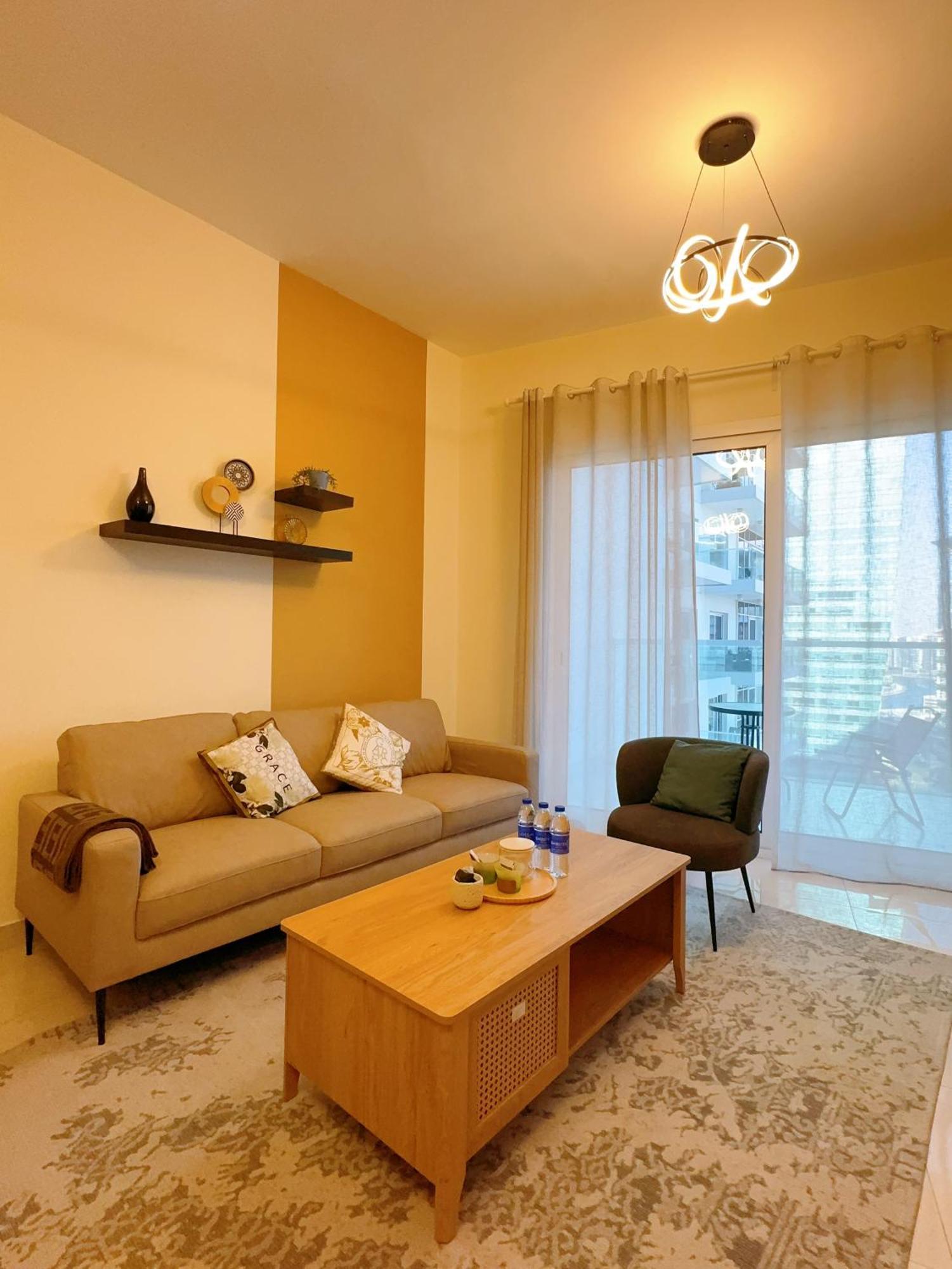 Caicai Homes Ag Tower-business Bay-dubai * Dubai