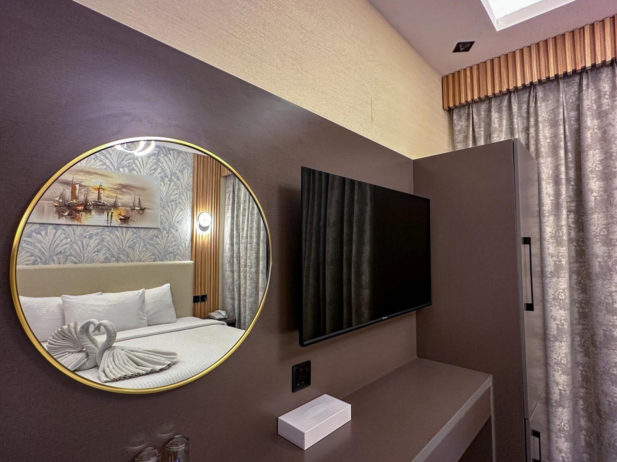 Gold Sky Avenue Hotel Dubai