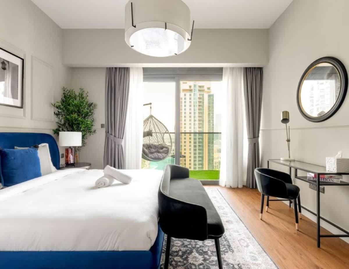 Apartment Luxurious 4br With Full Burj Khalifa And Fountain Views, Downtown Dubai
