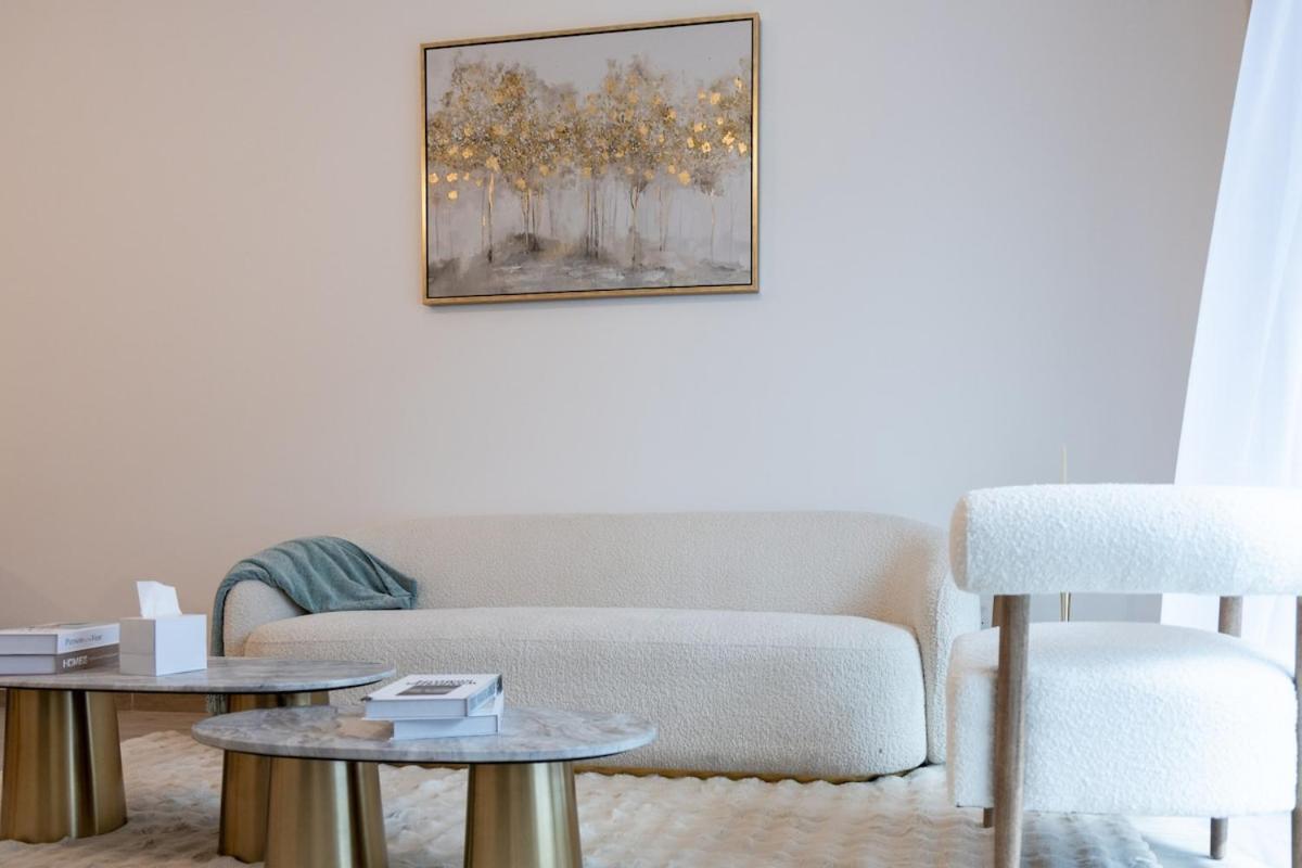 Luxe 1br In Citywalk With Pool Balcony & Apartment Dubai