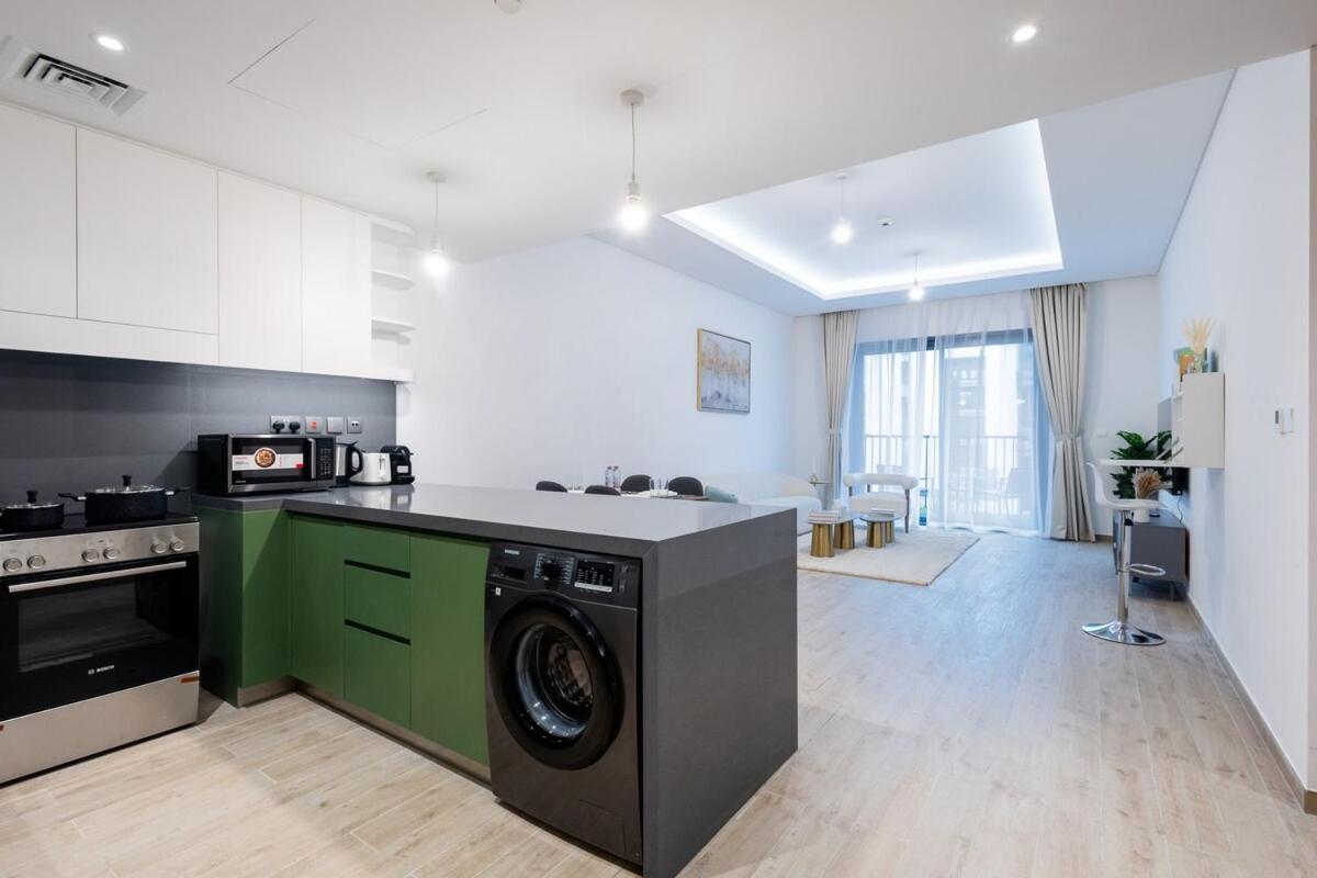 Apartment Luxe 1br In Citywalk With Pool Balcony & *