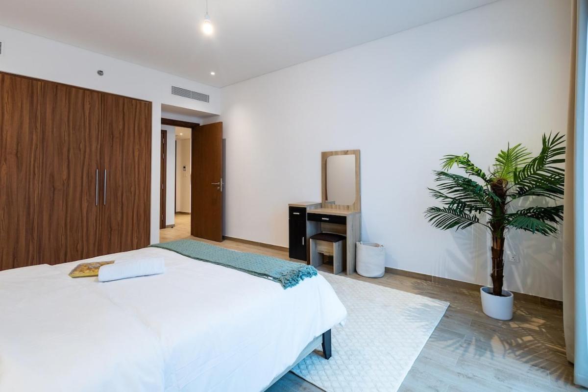 Apartment Luxe 1br In Citywalk With Pool Balcony & Dubai