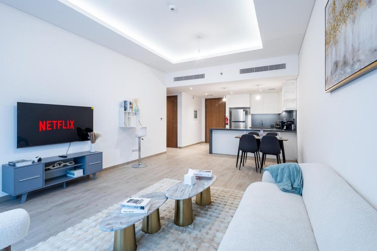 Luxe 1br In Citywalk With Pool Balcony & Dubai