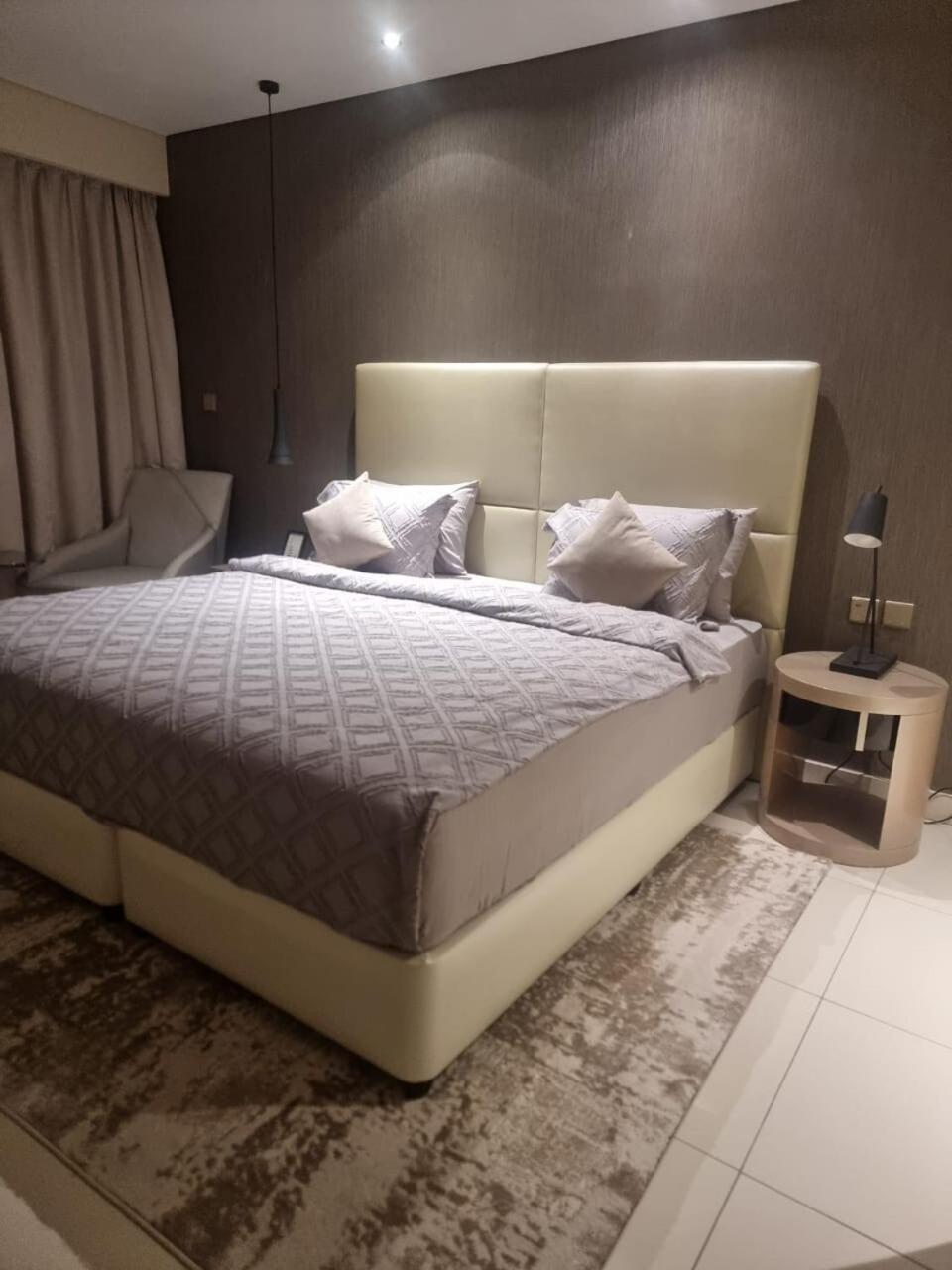 1 Bedroom Tower D Paramount