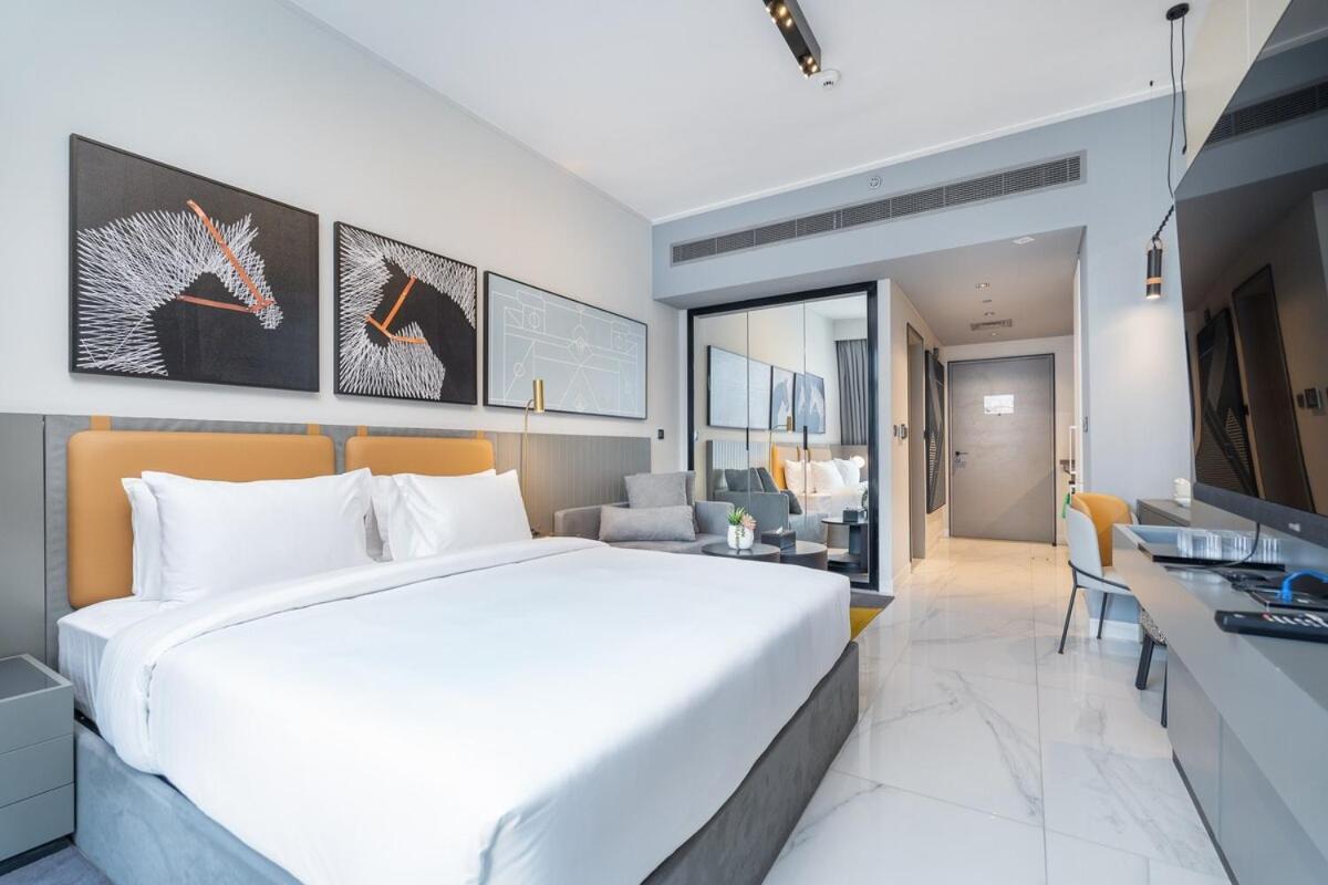 Vogue Mag318 Downtown - Pool View And Walkable To Burj Khalifa And The Mall Apartment *