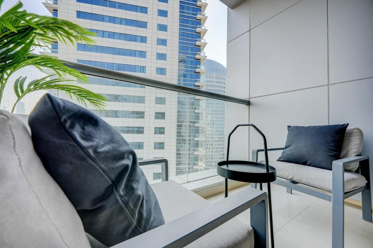 Luxurious 4-bedroom Perfect For Families In Marina Apartment