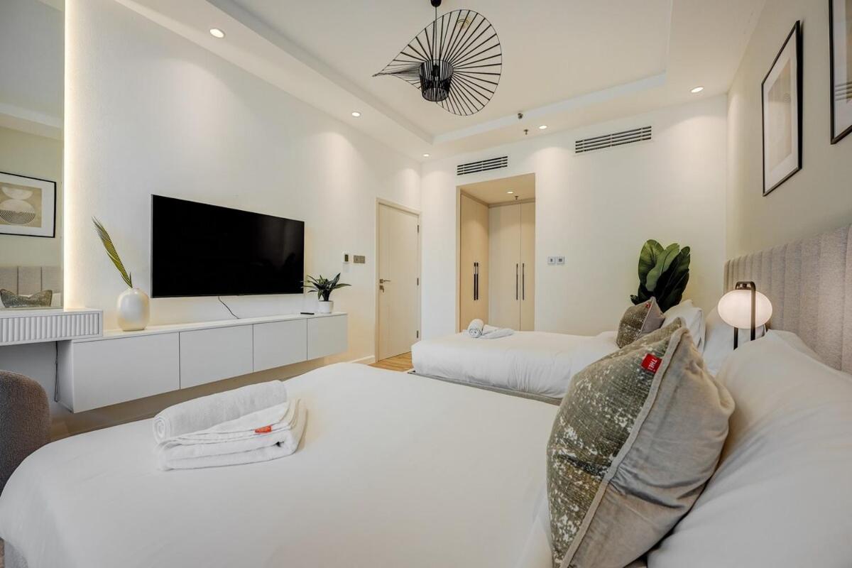 Luxurious 4-bedroom Perfect For Families In Marina *