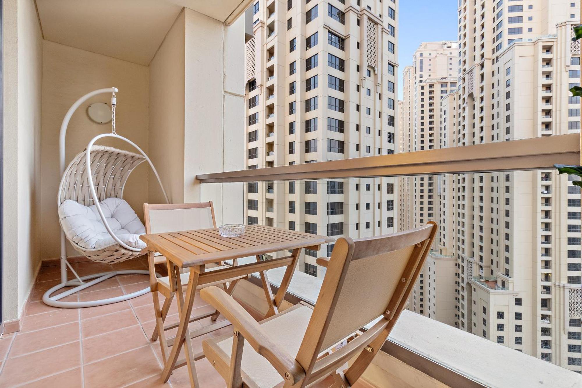 Apartment Luxe 2br With Marina View In Jbr And Walk To The Dubai