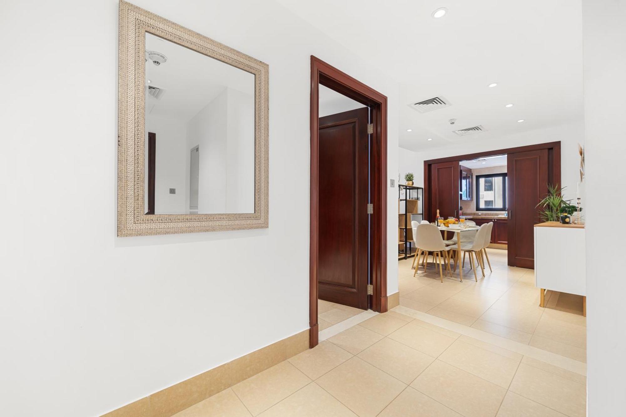 Burj Khalifa View - Zanzabeel Downtown Apartment Dubai