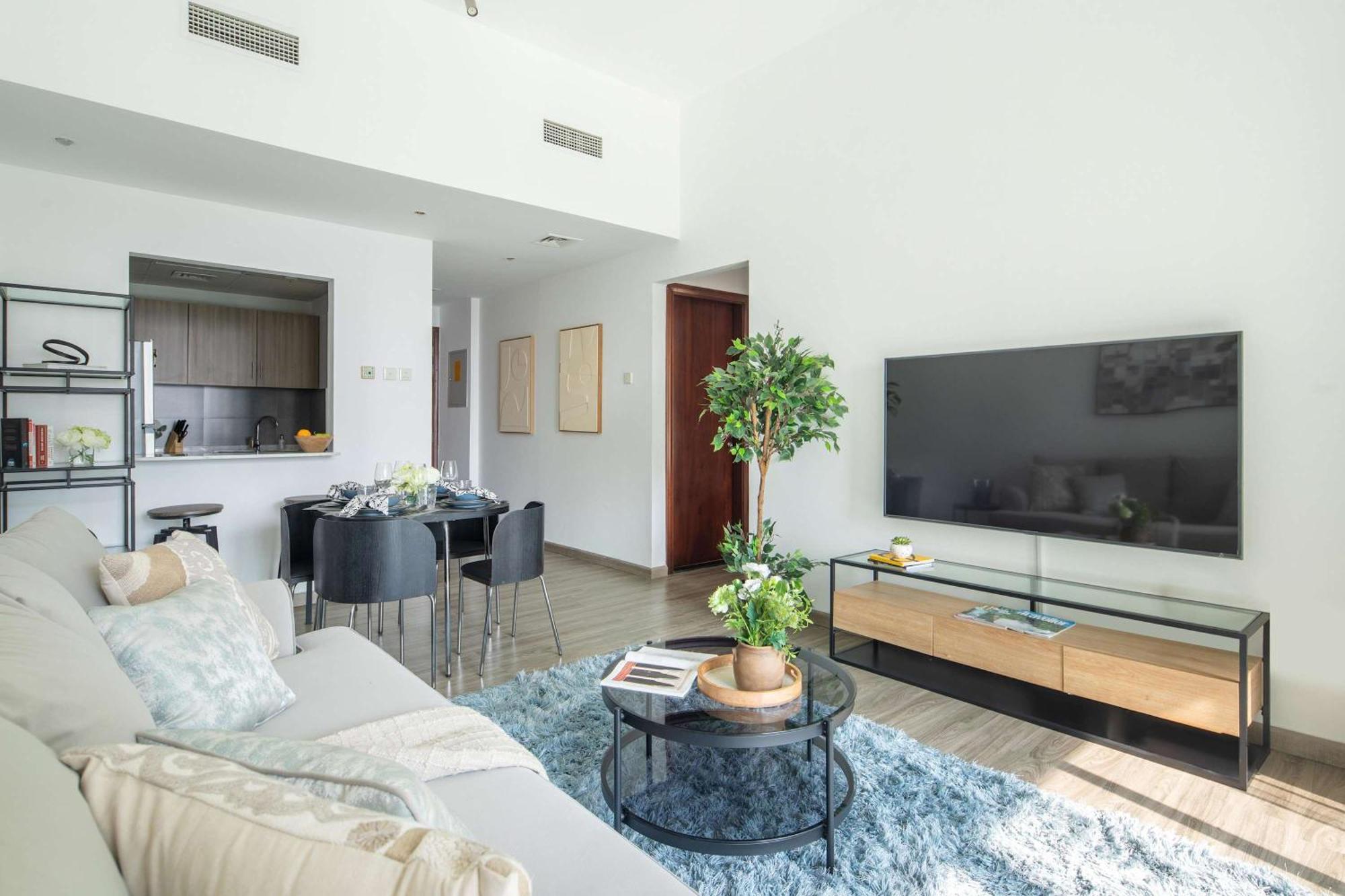 Frank Porter - Marina Park Apartment Dubai