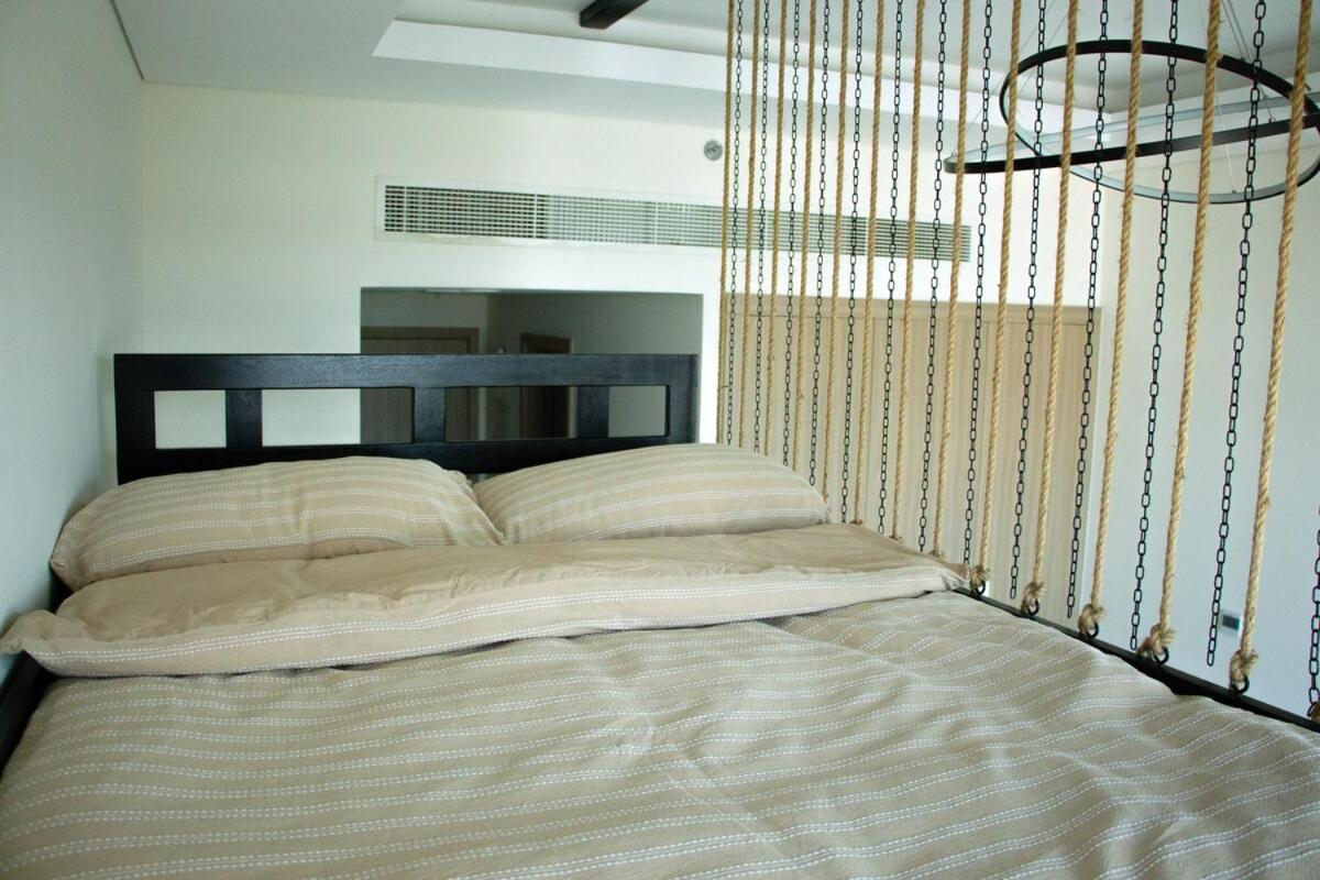 Modern 15mins Away From World Trade Center Apartment