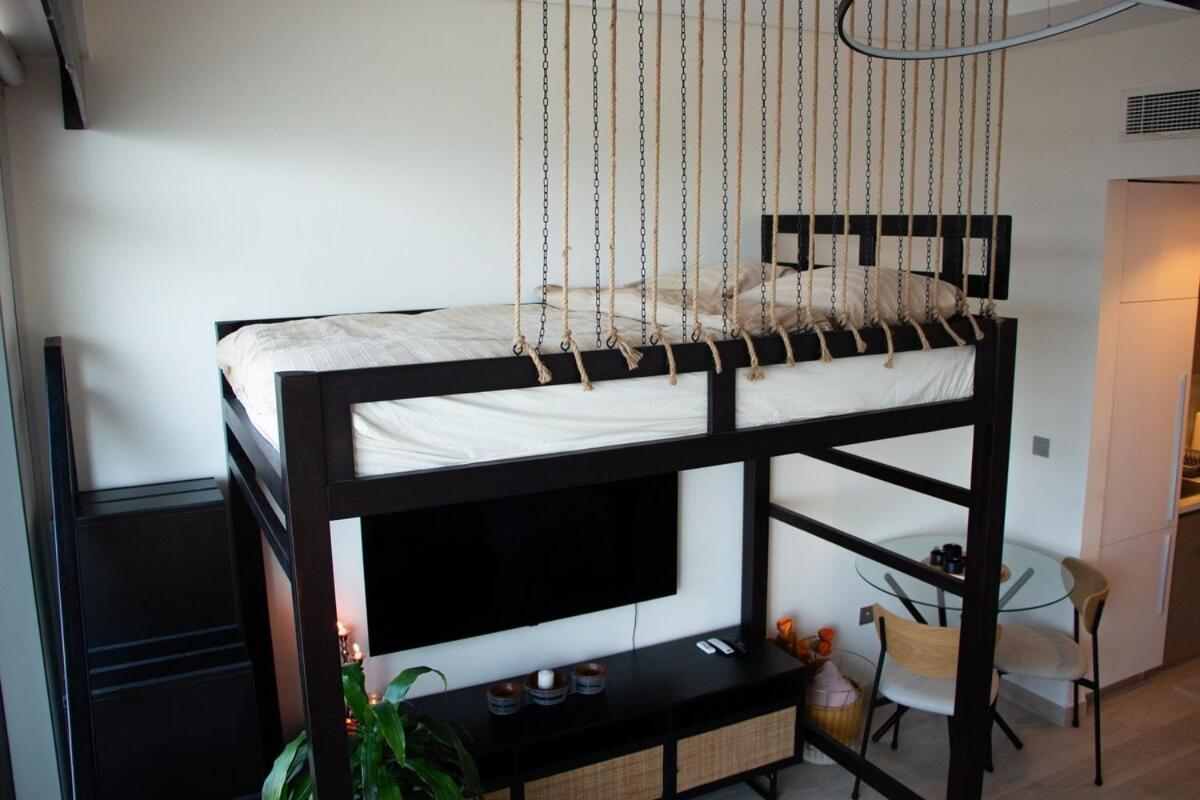 Apartment Modern 15mins Away From World Trade Center *
