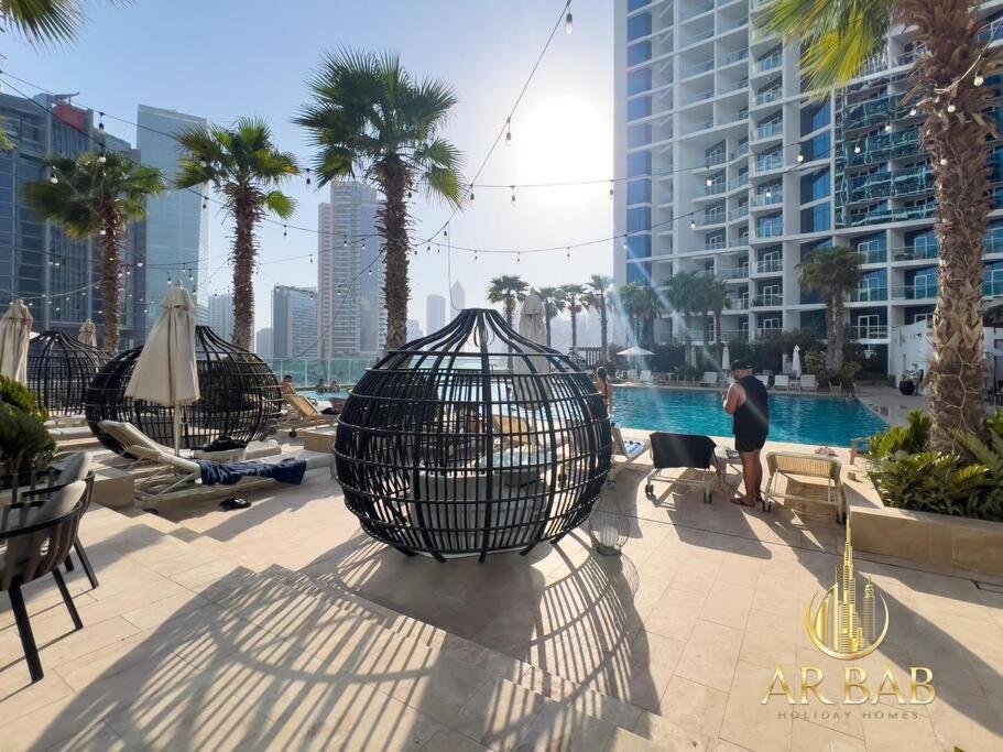 Damac Maison Prive - Premium Studio - Burj Khalifa View * Dubai